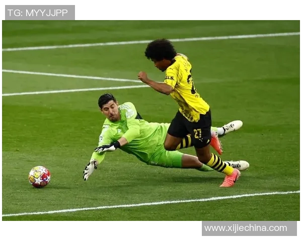 库尔图瓦：守护球门的传奇门将与他背后的不屈精神